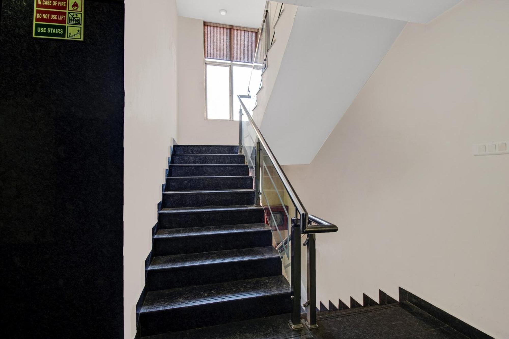 Townhouse Oak Hotel Heritage Heights Jaipur Exterior foto