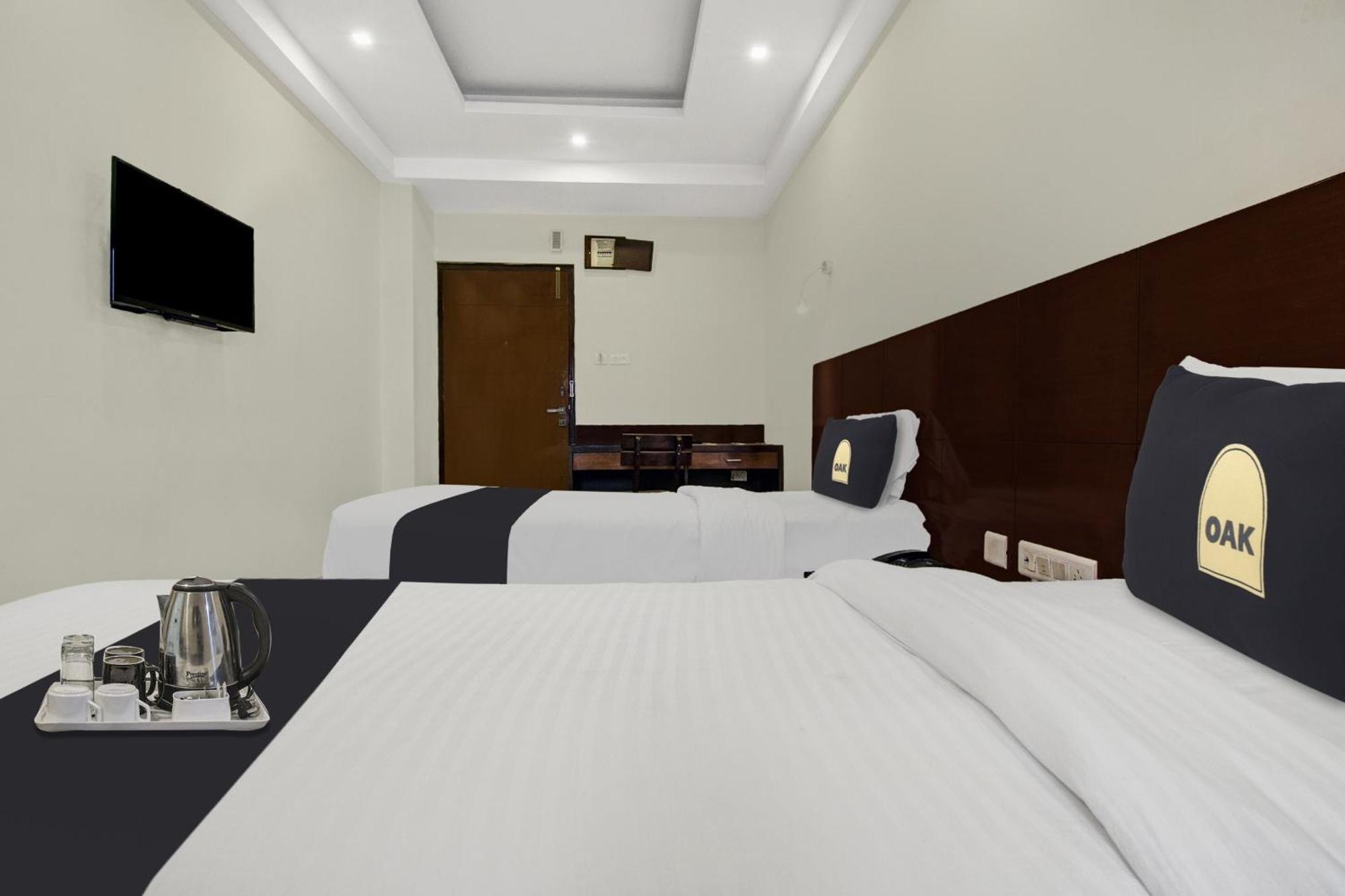 Townhouse Oak Hotel Heritage Heights Jaipur Exterior foto